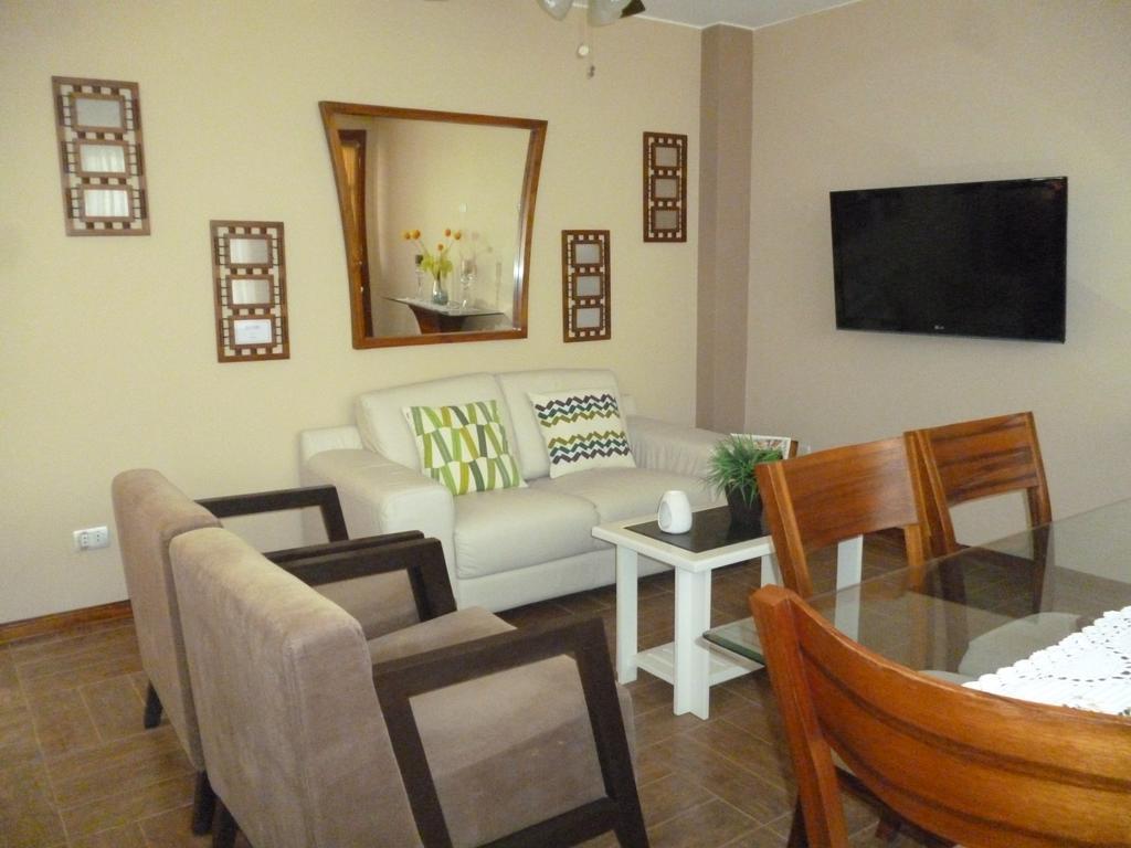 Apart Hotel El Canaveral Chincha Alta Rum bild