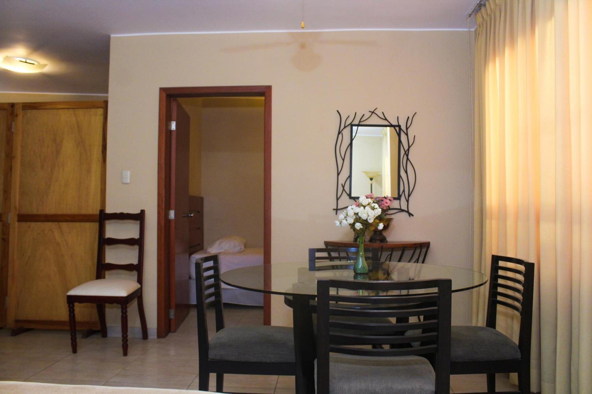 Apart Hotel El Canaveral Chincha Alta Exteriör bild