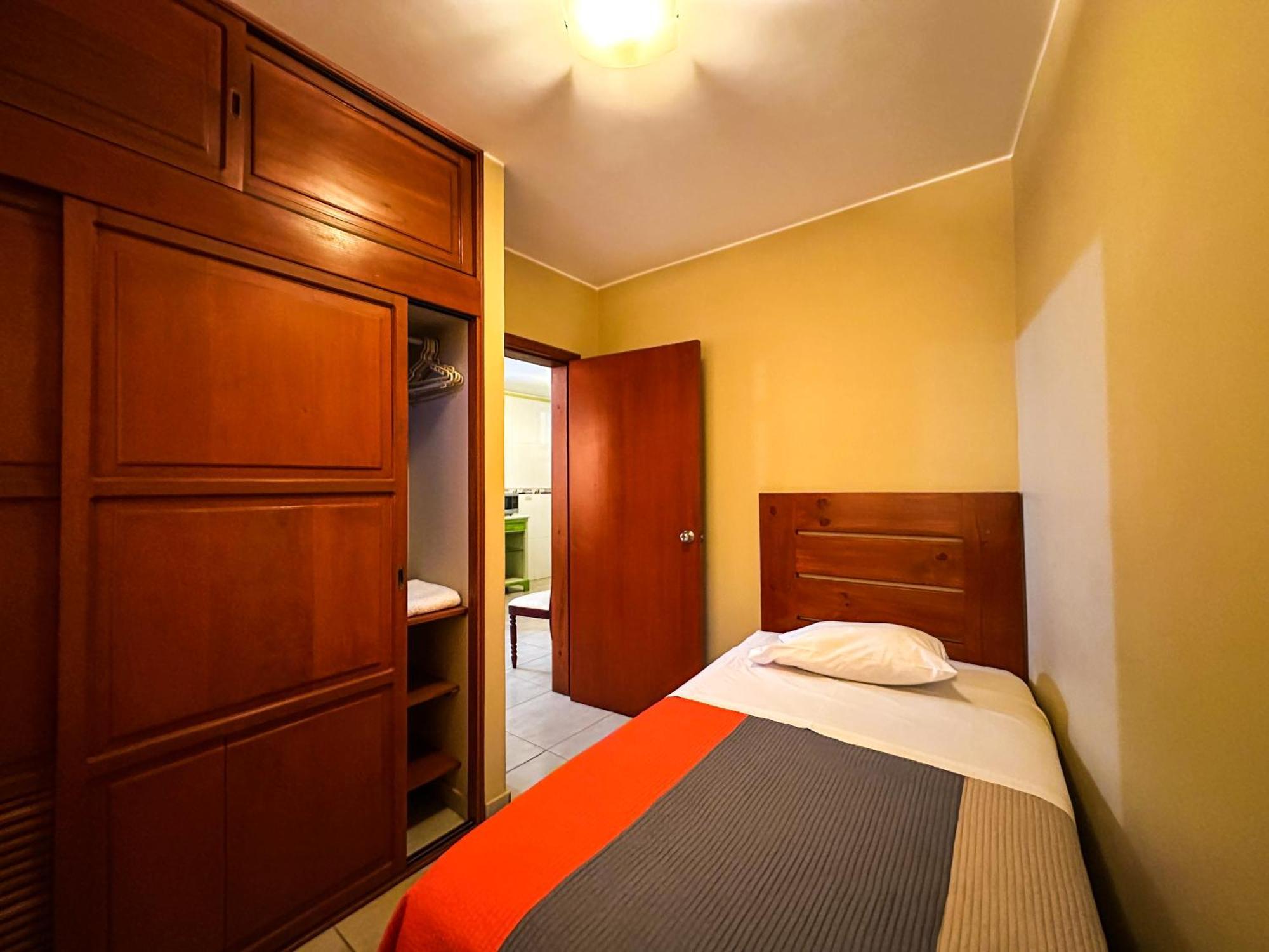Apart Hotel El Canaveral Chincha Alta Exteriör bild