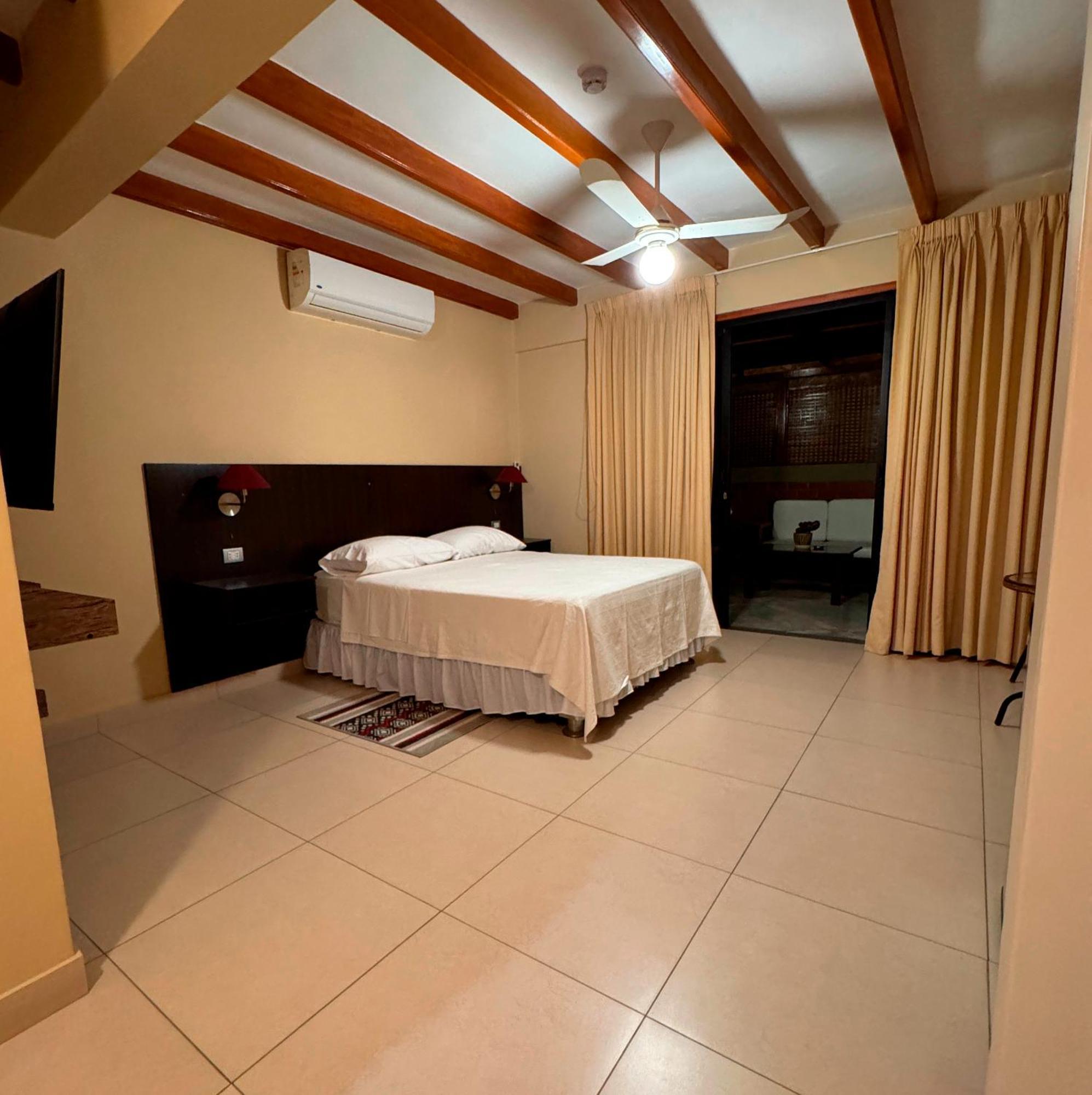 Apart Hotel El Canaveral Chincha Alta Exteriör bild