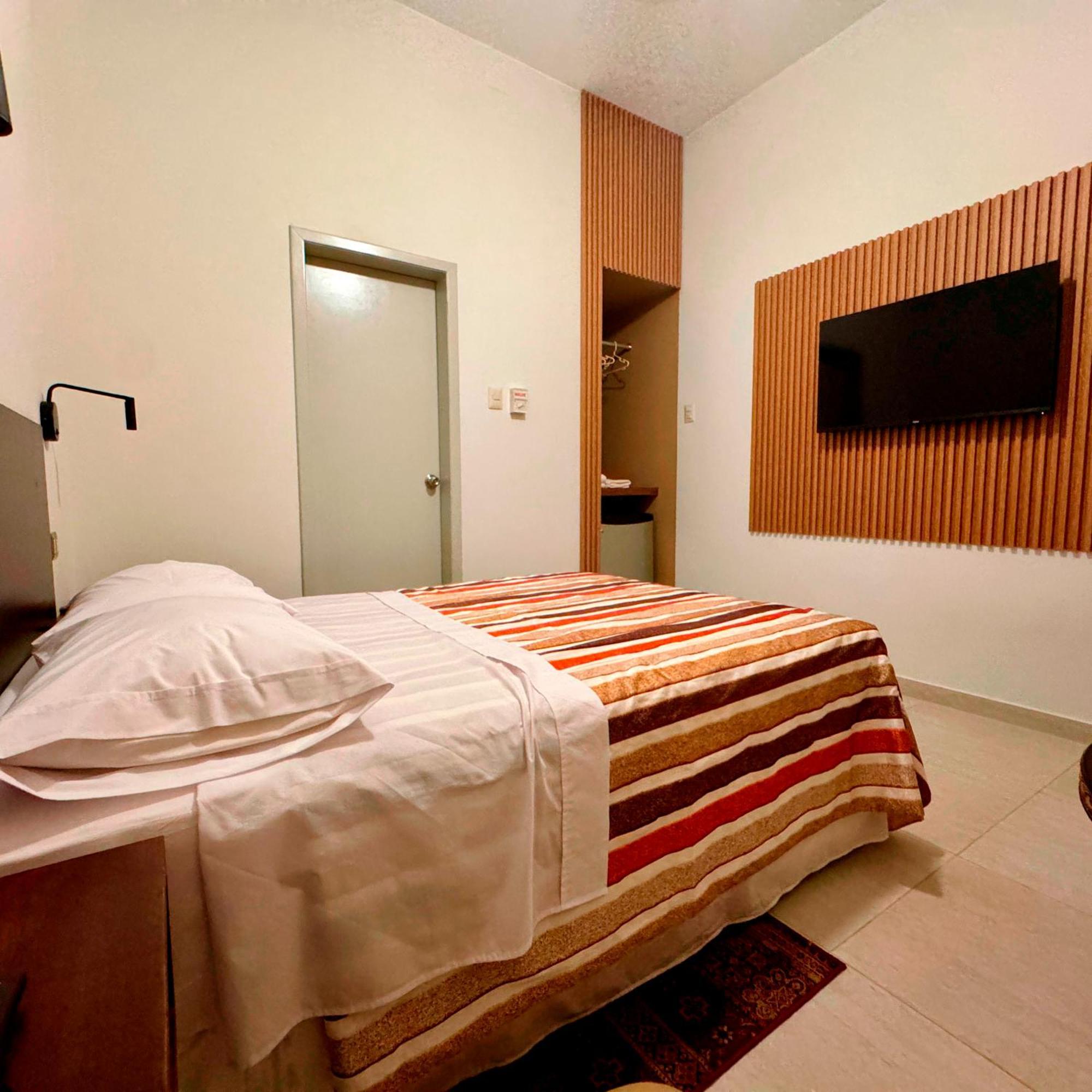 Apart Hotel El Canaveral Chincha Alta Exteriör bild
