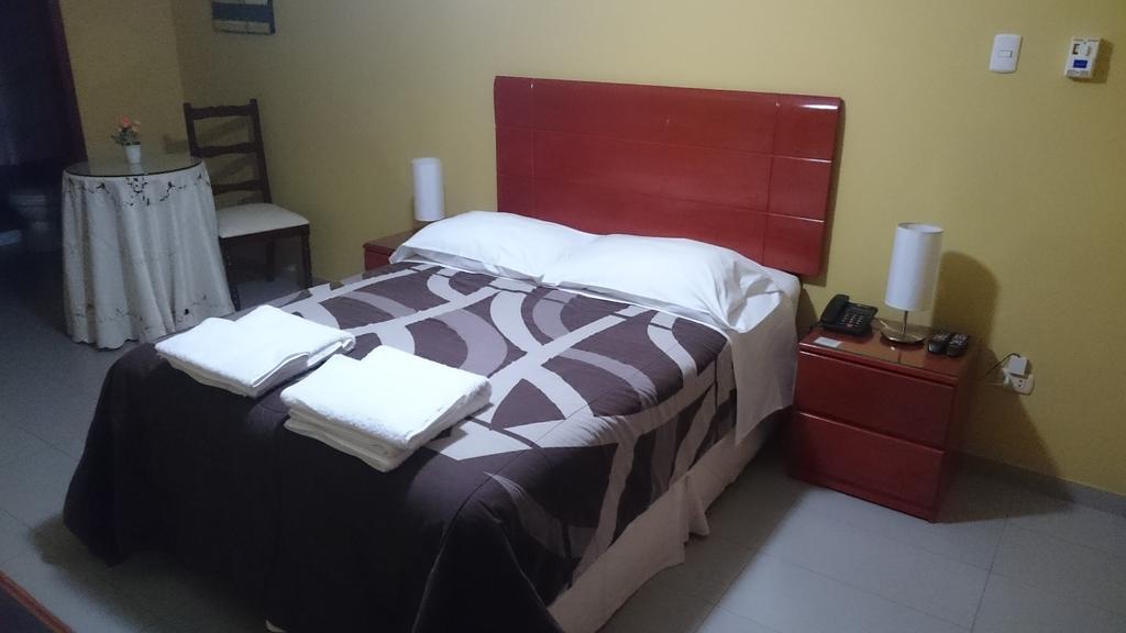 Apart Hotel El Canaveral Chincha Alta Rum bild