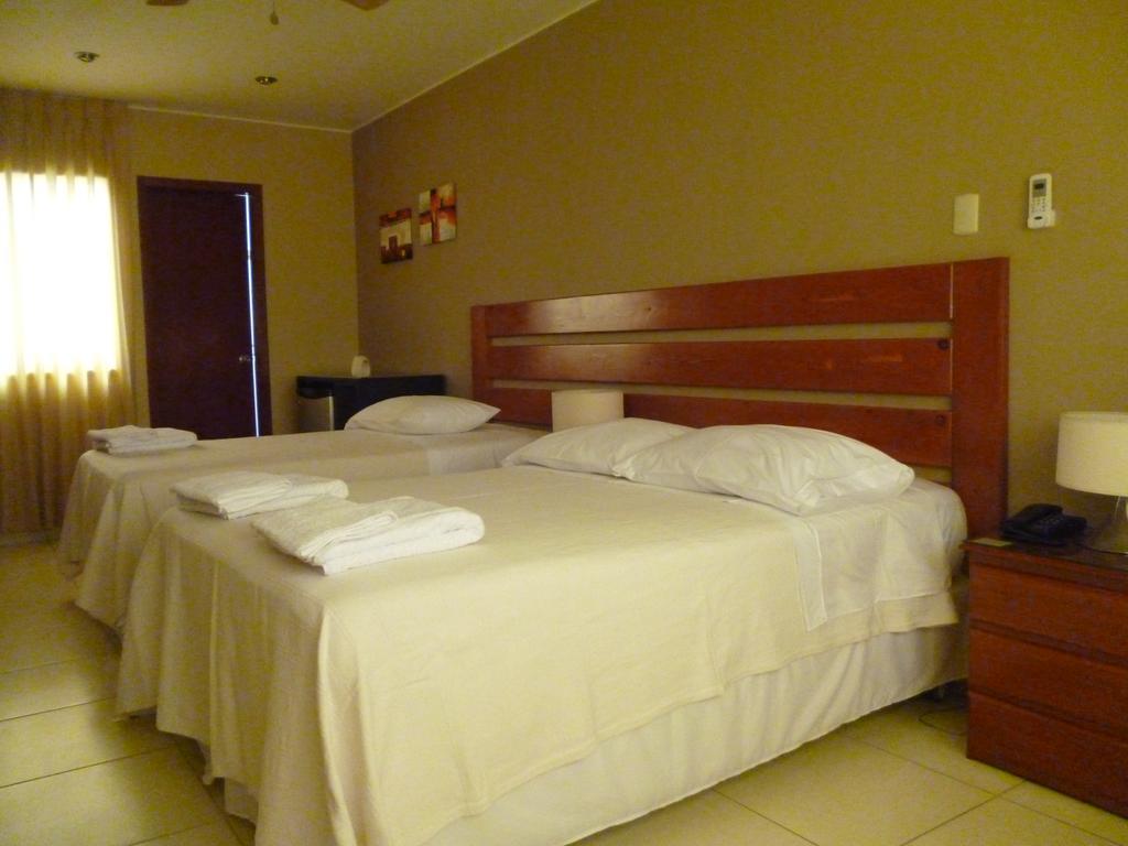 Apart Hotel El Canaveral Chincha Alta Exteriör bild